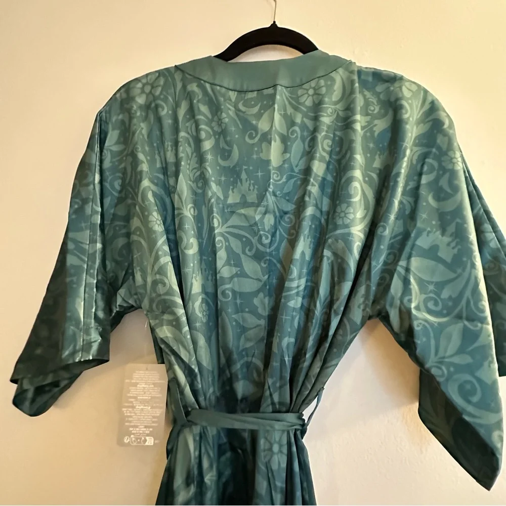 New Disney Fantasyland Castle Robe